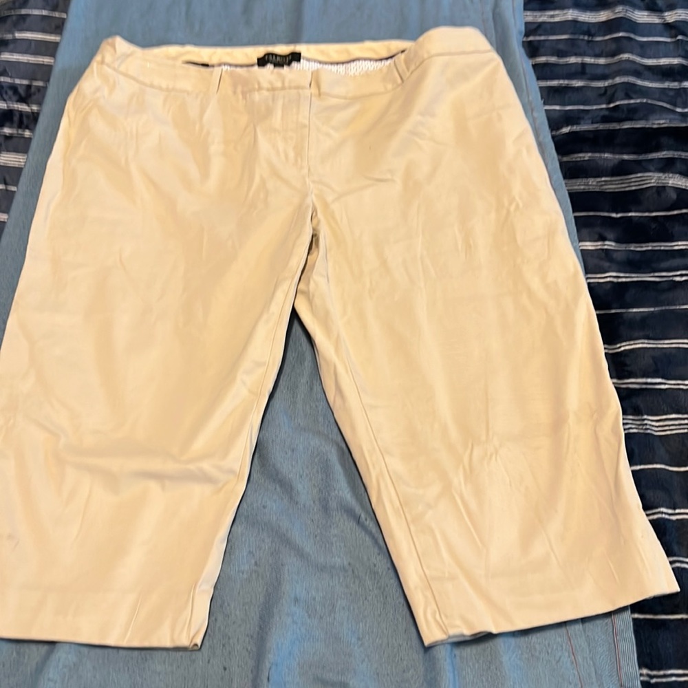Capris pants